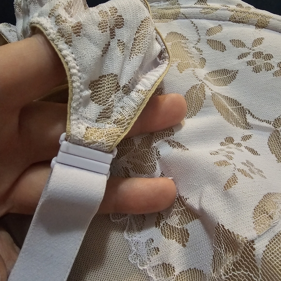 Victoria's Secret lightly lined Bra 38DDD - Picture 4 of 4